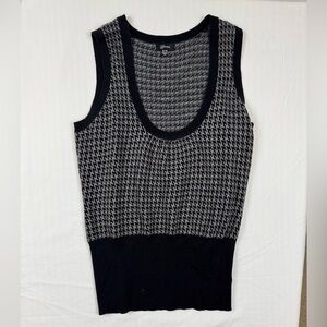 Guess Black & White Houndstooth Knit Tank Top Women’s XL Stretch Sweater Vest